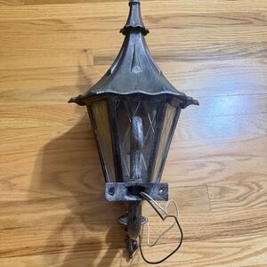 Elegant Black Outdoor Wall Lantern